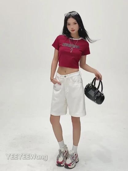 YEEYEEWang Denim Bermuda Shorts in Ivory video: Asian model turns 360, poses sideways and back with hands in pockets, showing high-waist straight cut, knee length and elastic drawstring back waist.